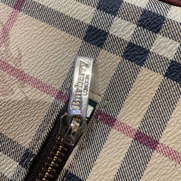 BURBERRY CROSSBODY LEATHER MESSENGER BAG - Picture 6 of 7